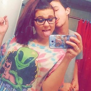 Meet your Posher, Shastina